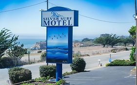 Silver Surf Motel